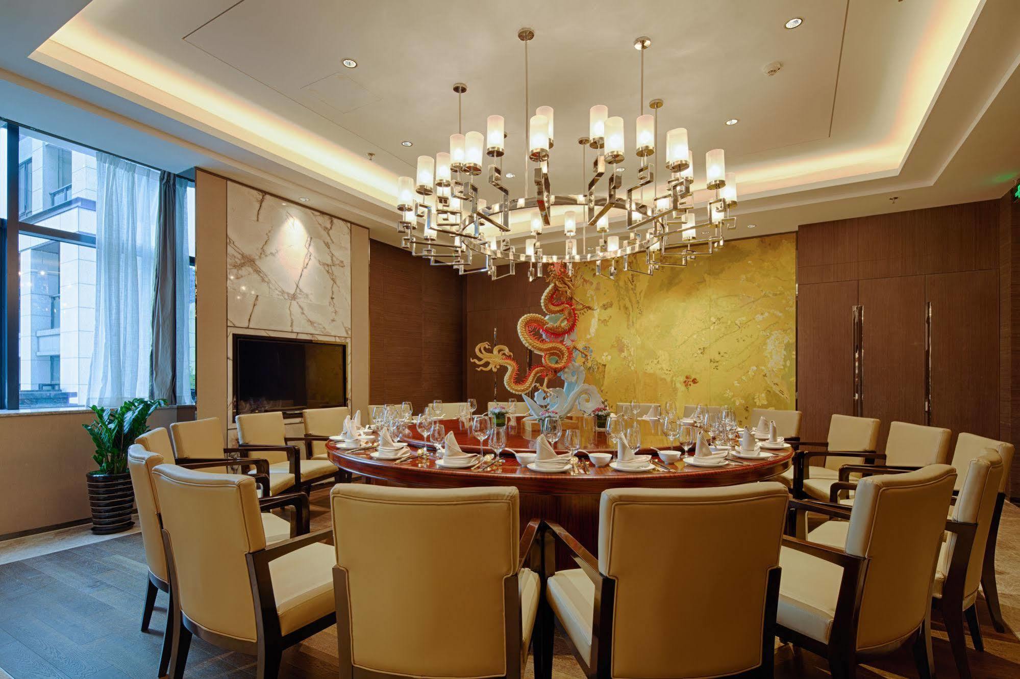 Courtyard By Marriott Xinchang Exterior photo