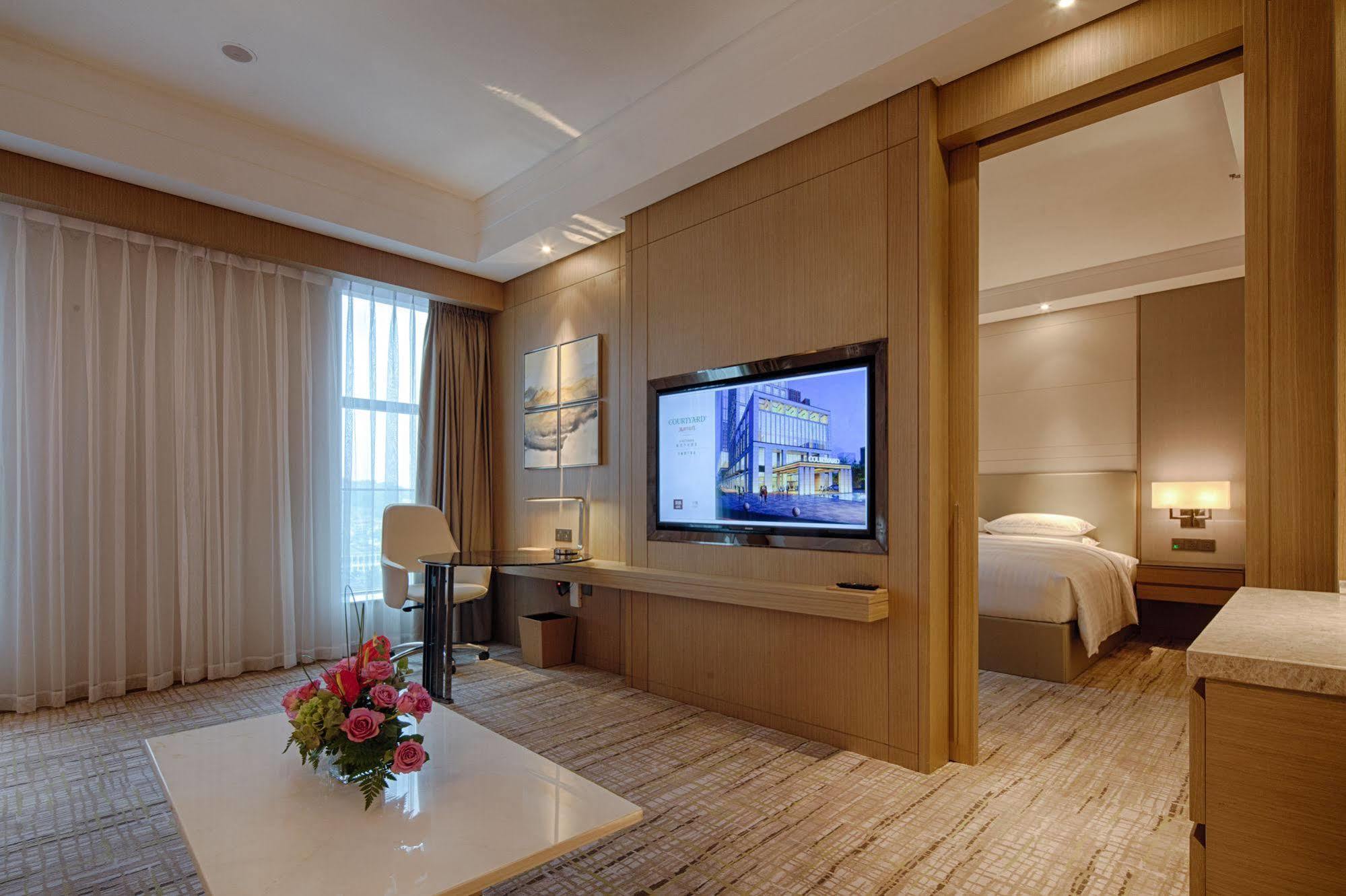 Courtyard By Marriott Xinchang Exterior photo